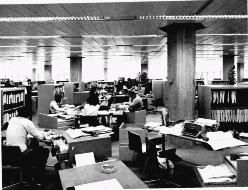 stanowiska pracy w biurze według koncepcji Bürolandschaft