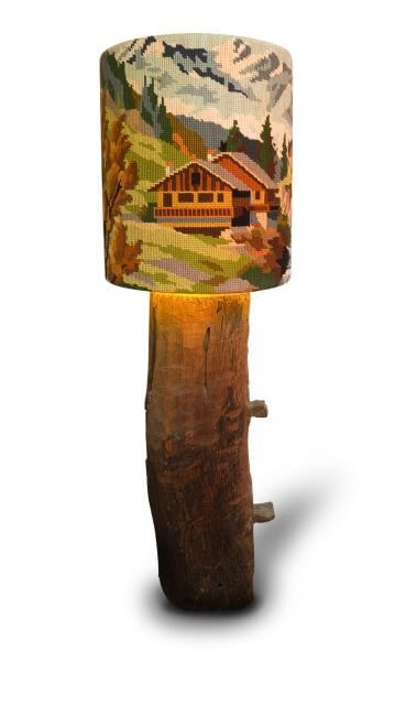drewniana lampka z domkiem