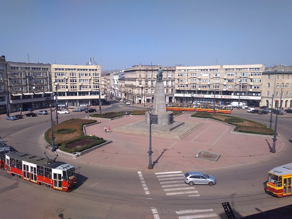 Rewitalizacja Placu Wolności w Łodzi: więcej zieleni, mniej samochodów