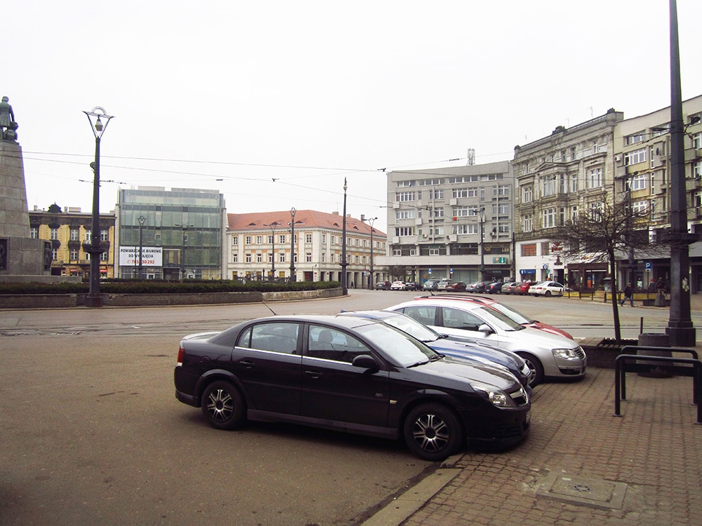 Rewitalizacja Placu Wolności w Łodzi: więcej zieleni, mniej samochodów