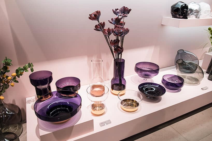 zestaw fioletowych szklanych dekoracji