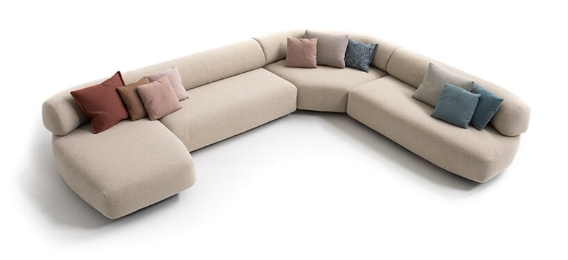 duża beżowa narożna Sofa Gogan od Moroso