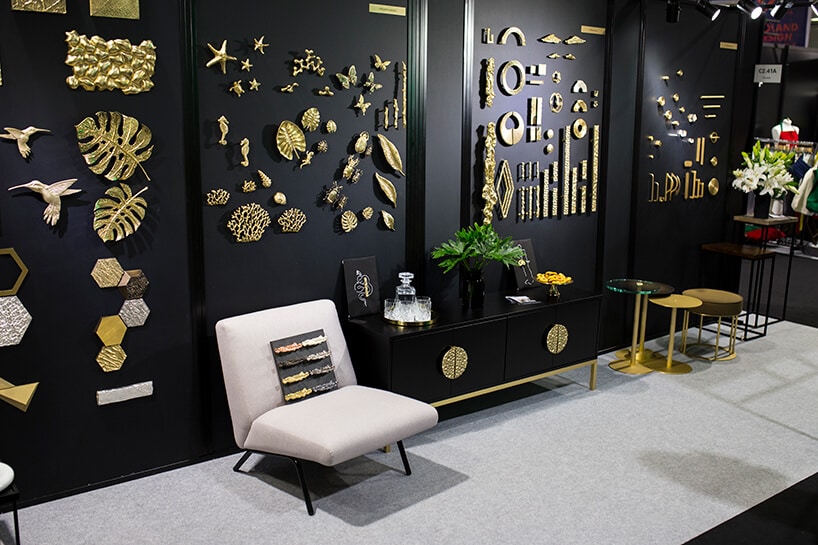 wyjątkowe złote dodatki do mebli na stoisku Pap Deco podczas Warsaw Home 2019